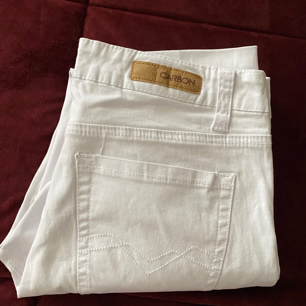 White men’s skinny jeans.